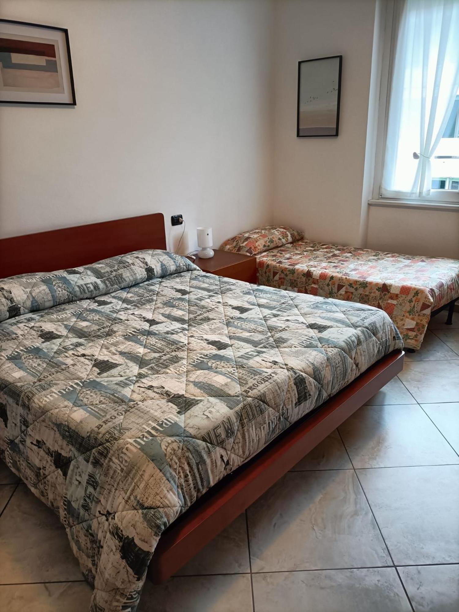 Rory House - Como Buitenkant foto